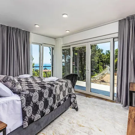 Visum Mare Tribus By Interhome